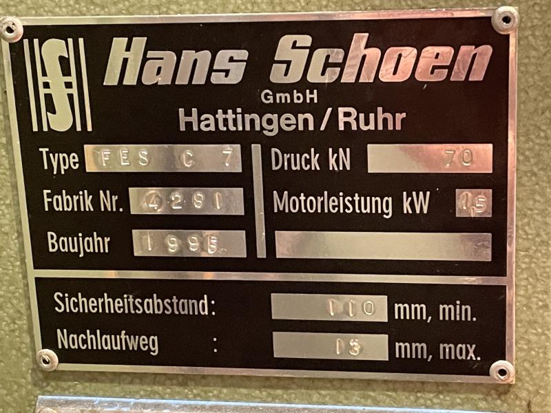 Einständer - Hydraulikpresse mit Rundtakttisch Einständer - Hydraulikpresse mit Rundtakttisch