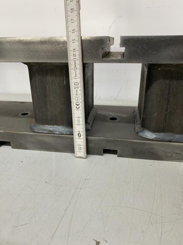 Aufspannplatte, Aufspanntisch, bearbeiteter Stahl Maschinentisch