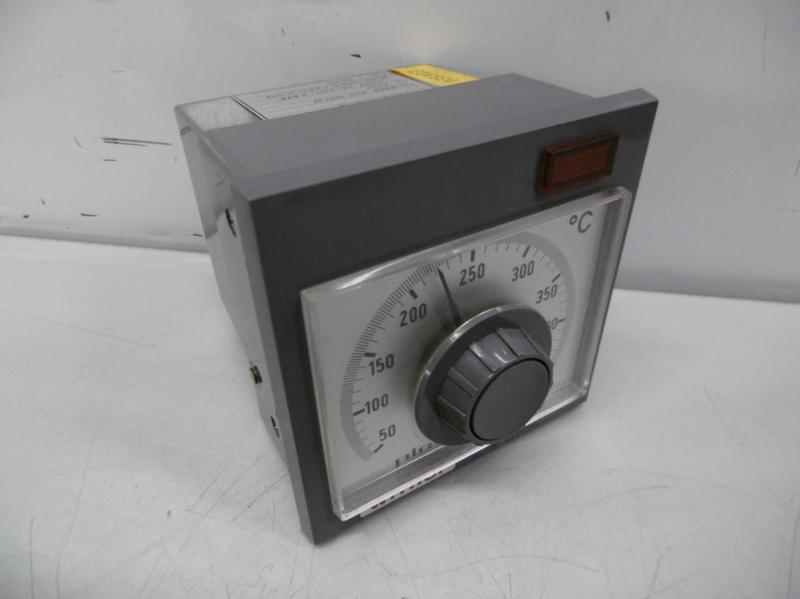 Temperaturregler, Temperaturregelgerät, Temperatursteuerung,  Thermostat, Temperaturschalter