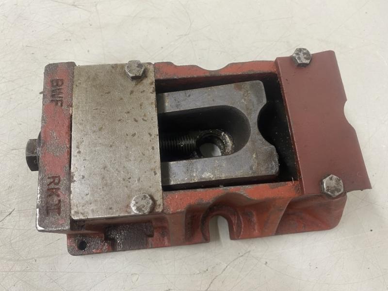 Maschinenfüße, Fixator Maschinenfüße mit Einstellkeil, Präzisionskeilschuhe