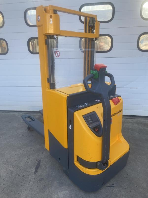Elektro - Gehstapler, Deichselstapler mit Initialhub, Traglast 1400 kg, Hubhöhe 2500 mm