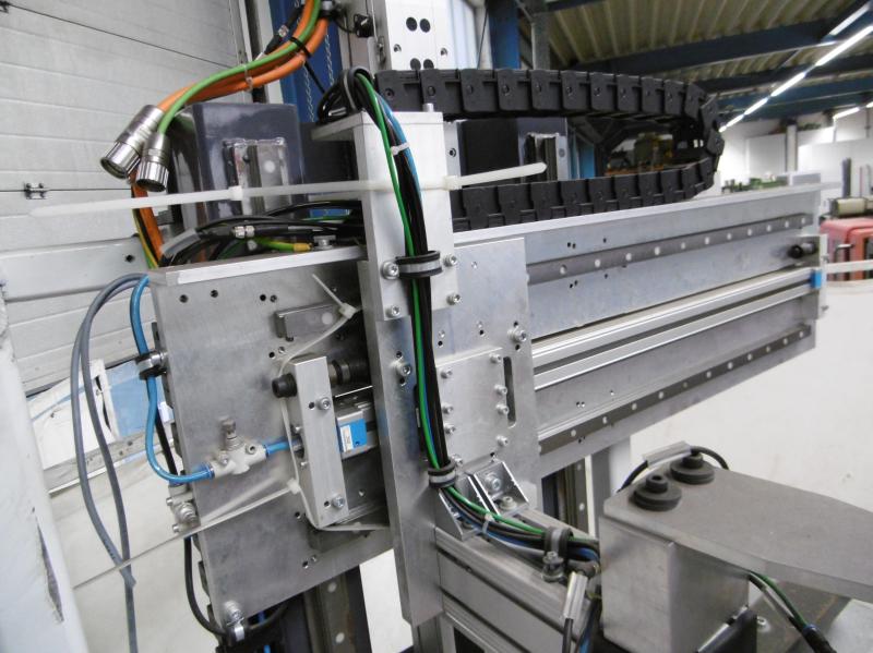 Lineareinheit, Linearachse, Portalachse mit Servoantrieb, Synchronservomotor, Elektroschlitten