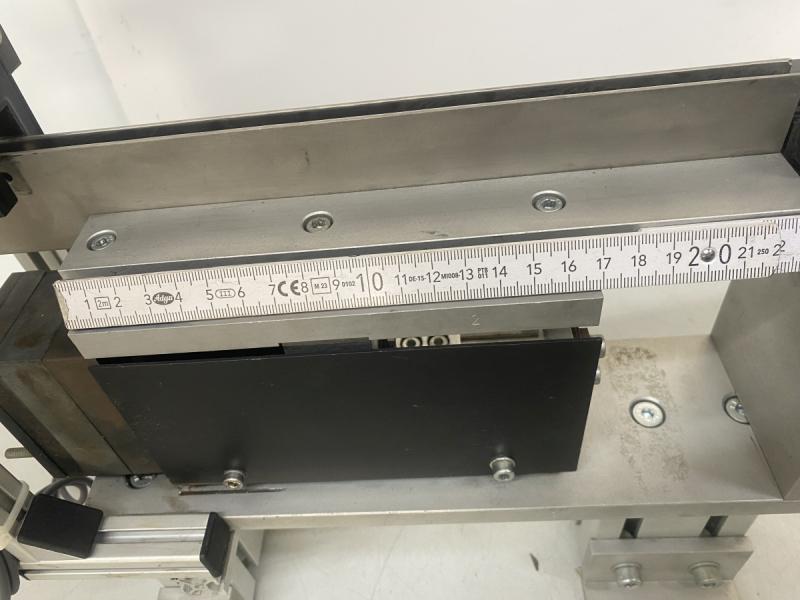 Linearförderer / Vibrationsförderer / Sortiergerät
