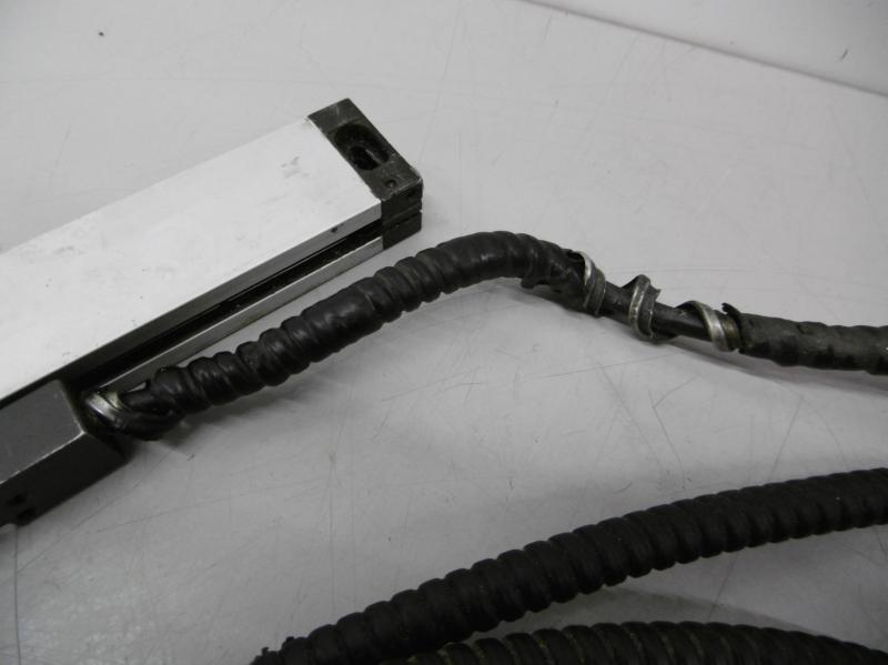 Glasmaßstab, inkrementales Längenmesssystem, Linear Scale, Linear Encoder, Maßstab mit Glaslineal für Positionsanzeige