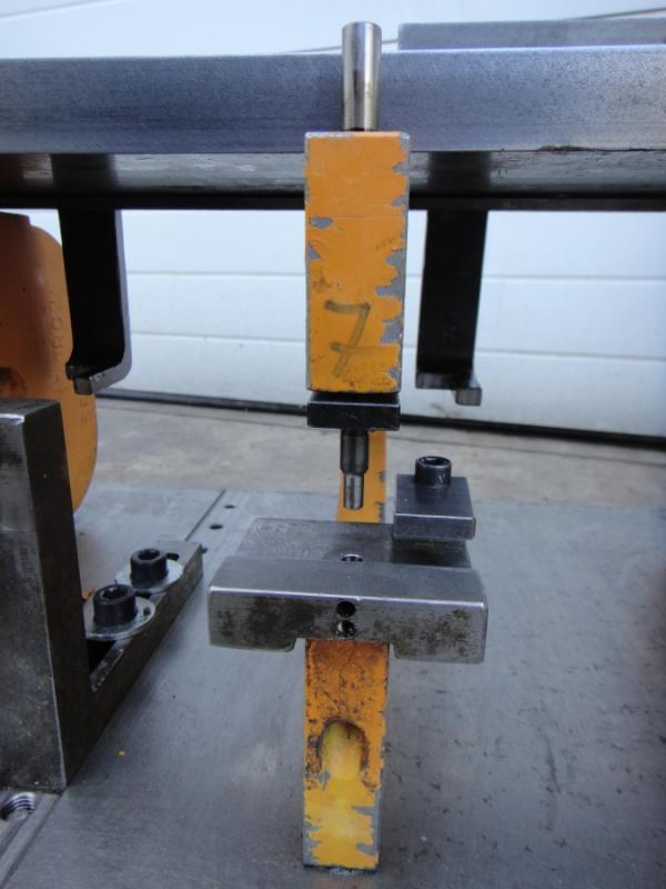 11 Stück Stanzbügel - Stanzwerkzeug mit Linar eingebauten Stanzbügeln, Stanzeinheit