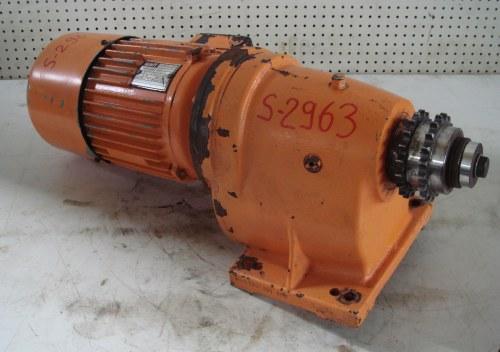 Elektromotor mit Getriebe - Getriebemotor mit Bremse