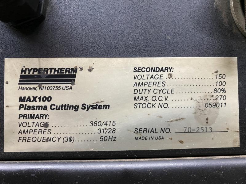 Plasmaschneidgerät mit Maschinenbrenner