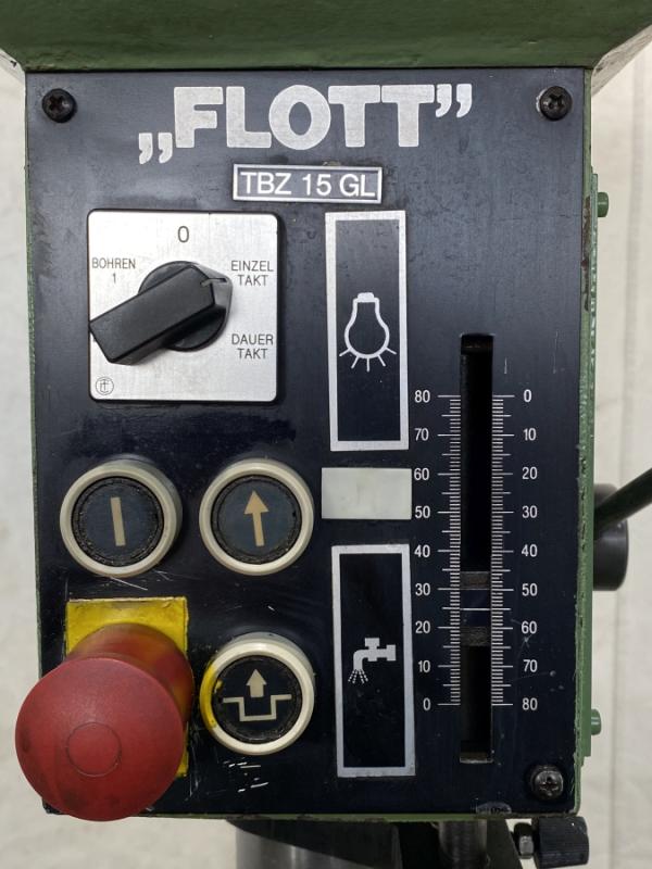 Gewindeschneidmaschine mit Leitpatronen, Bohrmaschine mit MK2