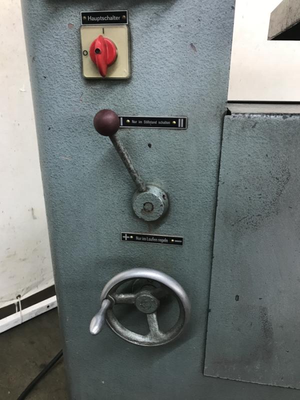 Vertikal Bandsäge, Bandsägemaschine