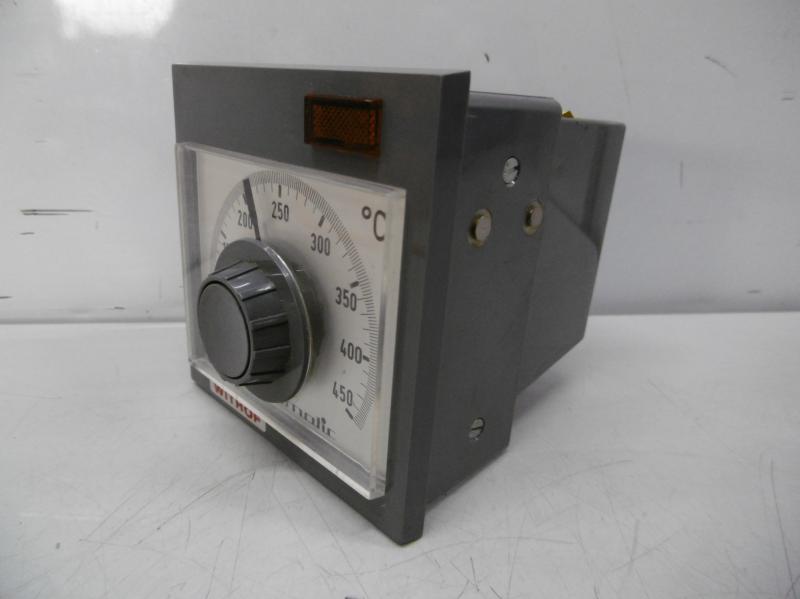 Temperaturregler, Temperaturregelgerät, Temperatursteuerung,  Thermostat, Temperaturschalter