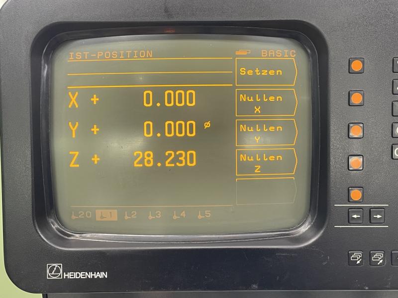 Univ. Werkzeugfräsmaschine