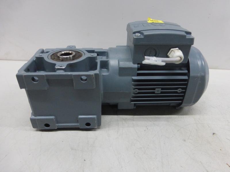 Getriebemotor, Elektromotor, Winkelgetriebemotor Getriebemotor, Elektromotor, Winkelgetriebemotor