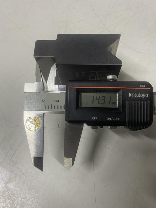 7-teilige Kantmatrize 820 mm, Abkantwerkzeug für Gesenkbiegemaschine