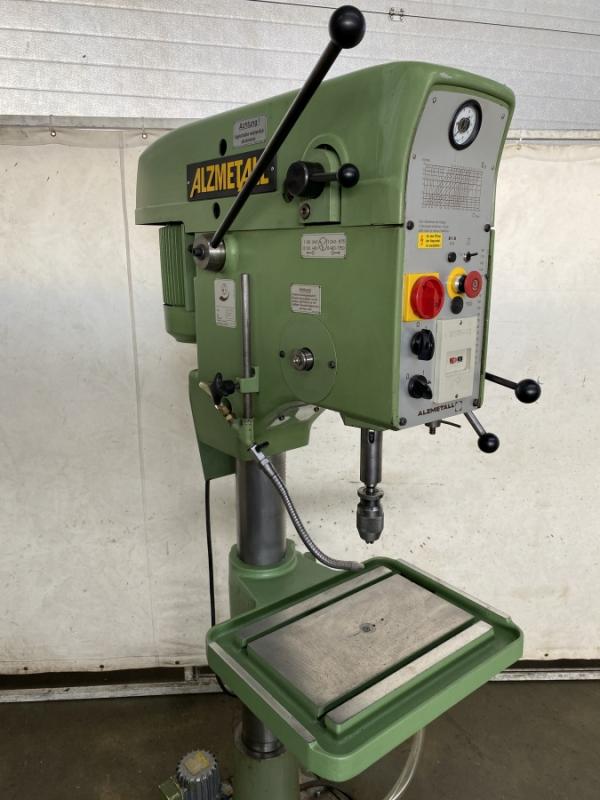 Säulenbohrmaschine MK3