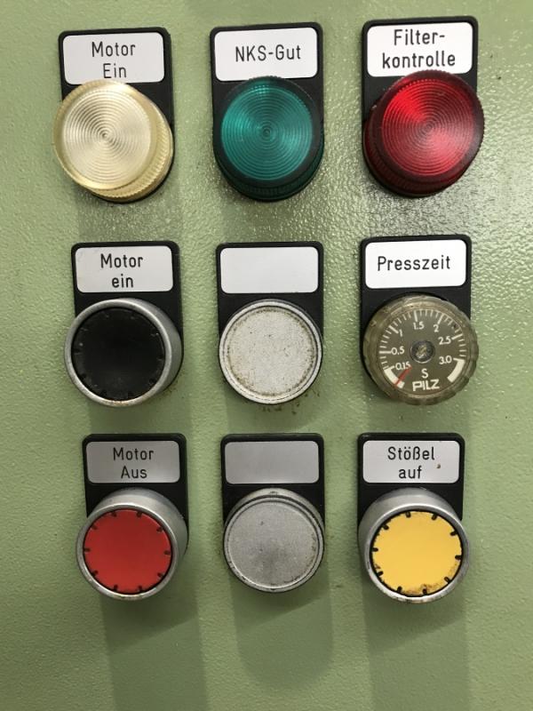 Einständer - Hydraulikpresse mit UVV