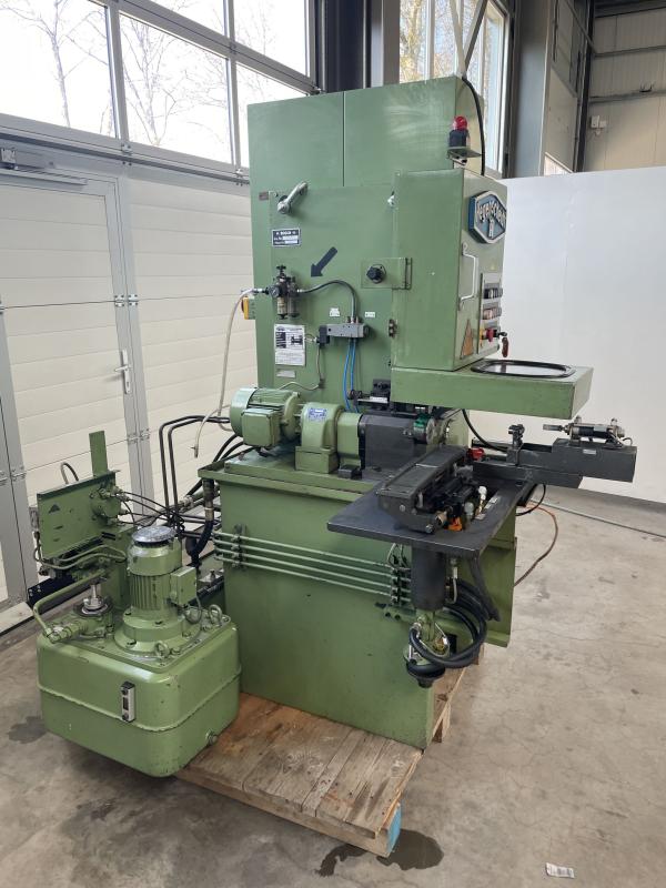 Spitzenlose Glattwalzmaschine, Prägepoliermaschine