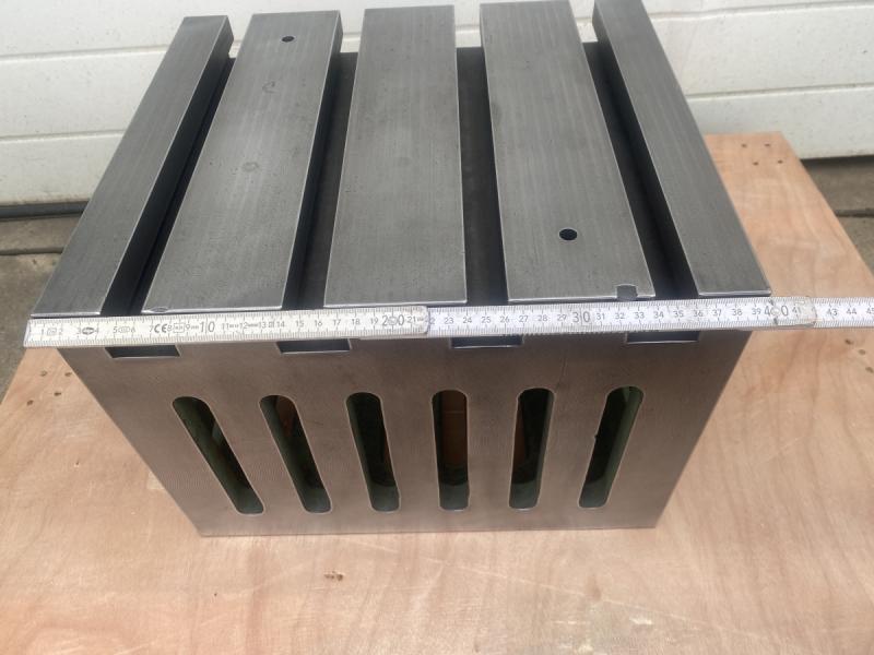 Aufspannwürfel, Aufspannklotz mit T-Nuten aus Grauguß