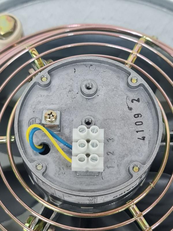 200mm Hochleistungs- Axial- Wandventilator mit quadratischer Düsenwandplatte 345x345x174mm
