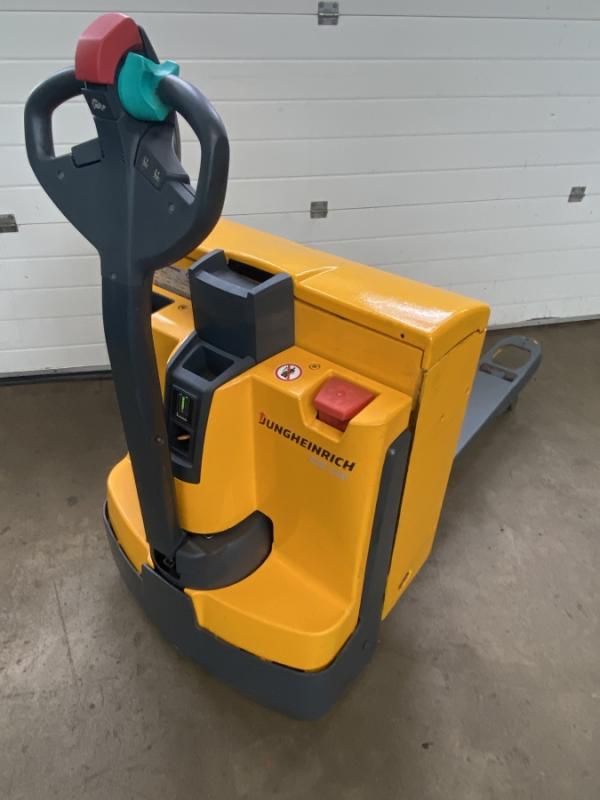 Elektro-Gehstapler, Niederflurhubwagen, Ameise, Deichselstapler