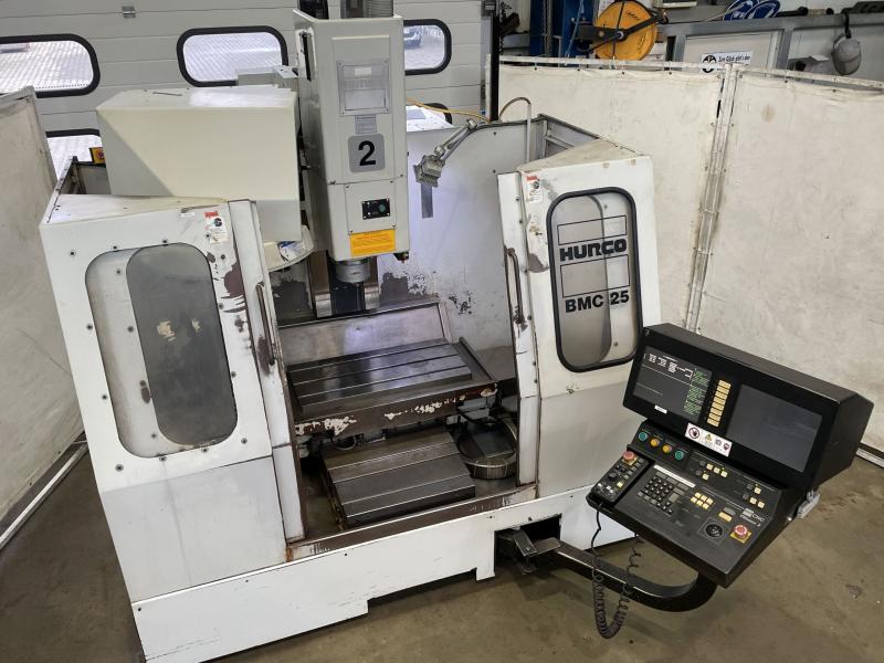 CNC Vertikal Bearbeitungszentrum