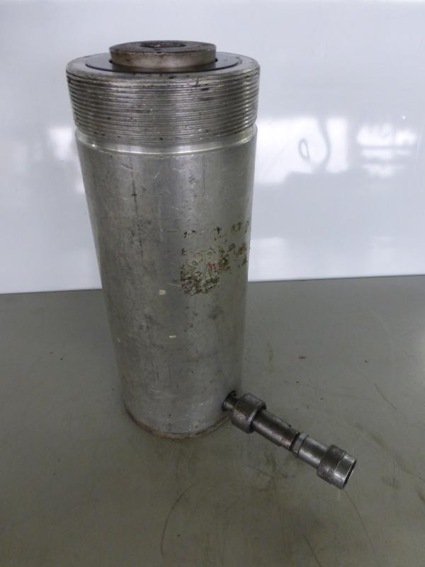 Einfachwirkender Leichtmetallzylinder mit Federrückzug, Hydraulikstempel, Hydraulikzylinder, Lukaszylinder, Maschinenheber Hohlzylinder