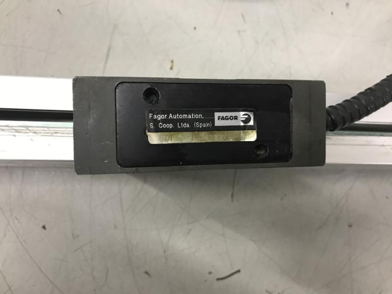 Glasmaßstab, inkrementales Längenmesssystem, Linear Scale, Linear Encoder, Maßstab mit Glaslineal für Positionsanzeige