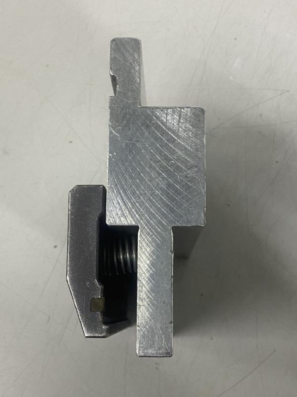 2 Stück  Spannvorrichtung für Abkantwerkzeug, Werkzeughalter für Abkantpresse