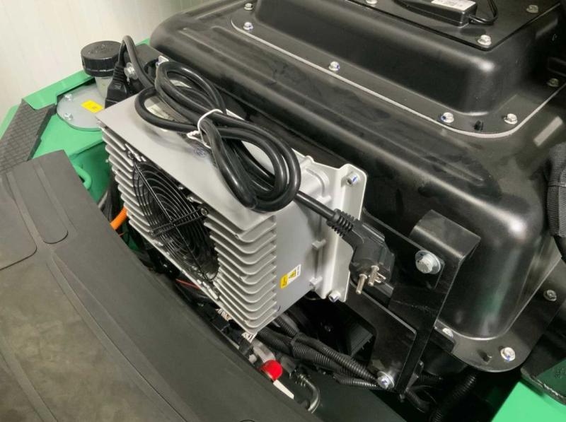 Neuer Elektro Gabelstapler, Triplex 4800 mm mit Freihub und Seitenschieber