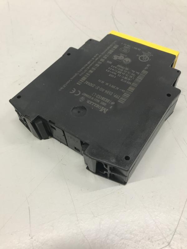 Sicherheitsrelais, Safety Relay, Not-Aus Relais, Sicherheitsschaltgerät