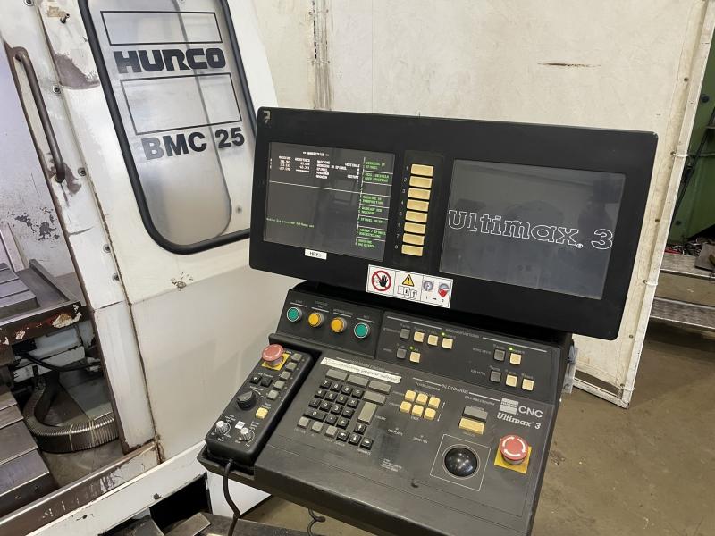 CNC Vertikal Bearbeitungszentrum