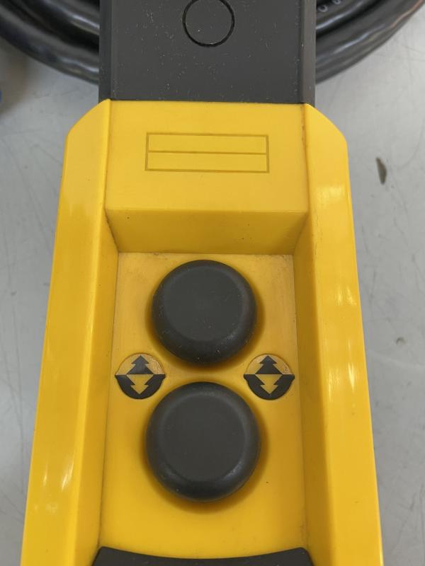 Bedienflasche, Steuerschalter für ABUS Hubwerk, Kranbedienung Bedienflasche, Steuerschalter für ABUS Hubwerk, Kranbedienung