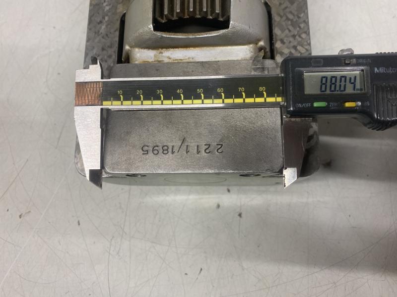 Nutenstoßkopf für Fräsmaschine, Stoßkopf Montage an Stelle vom Vertikalfräskopf, Fräskopf