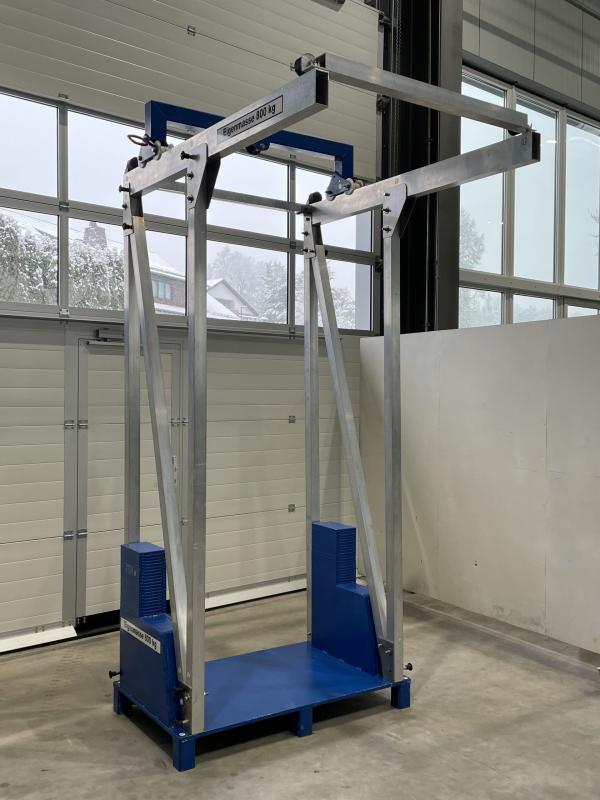 Mobiler Auslegerkran, Portalkran, Wanderkran Mobiler Auslegerkran, Portalkran, Wanderkran