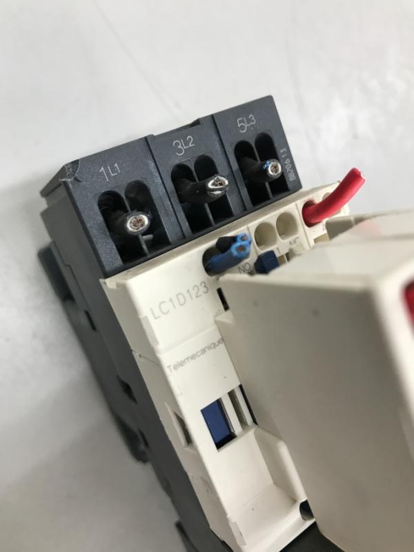 Leistungsschütz, Lastschütz, Luftschütz, Schütz, Leistungsschalter, Motorschütz mit Motorschutzrelais 0,63 - 1 A