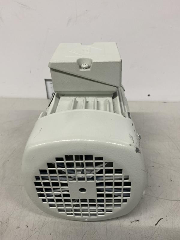 Drehstrom Elektromotor 0,55 kW Drehstrommotor Kraftstrommotor, E-Motor, Käfigläufer, Asynchronmotor