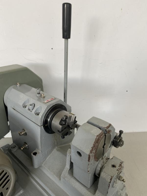 Endenbearbeitungsmaschine, Stangenandrehmaschine, Stangenanfasmaschine, Zentriermaschine