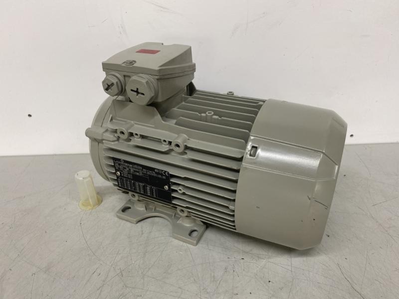 Drehstrom Elektromotor 1,1 kW Drehstrommotor Kraftstrommotor, E-Motor, Käfigläufer, Asynchronmotor