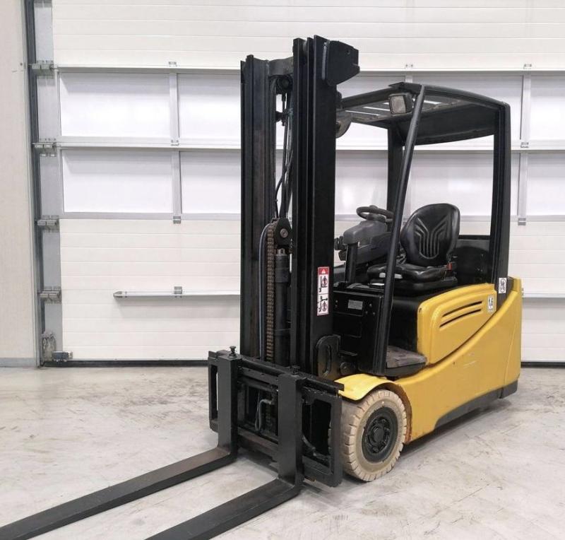 Elektro Gabelstapler, Traglast 1600 kg, Hubhöhe 4800 mm, mit Batterie aus Bj. 2015