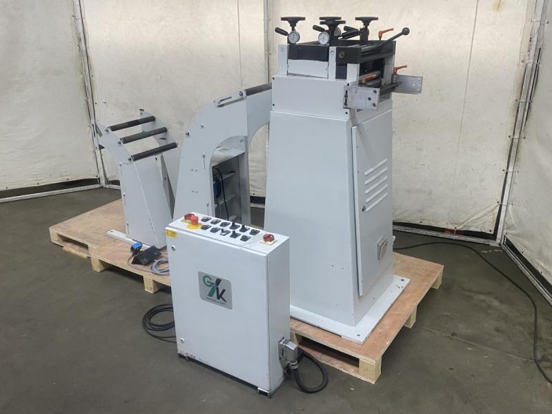 Bandrichtmaschine für Bandmaterial vom Coil, Bandanlage für Coilverarbeitung Breite 400 x Dicke 2mm