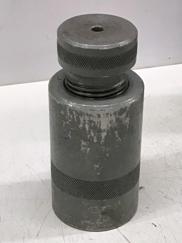 Schraubbock mit flacher Auflage, Stellfuß, Stellbock, Ausrichtfüße