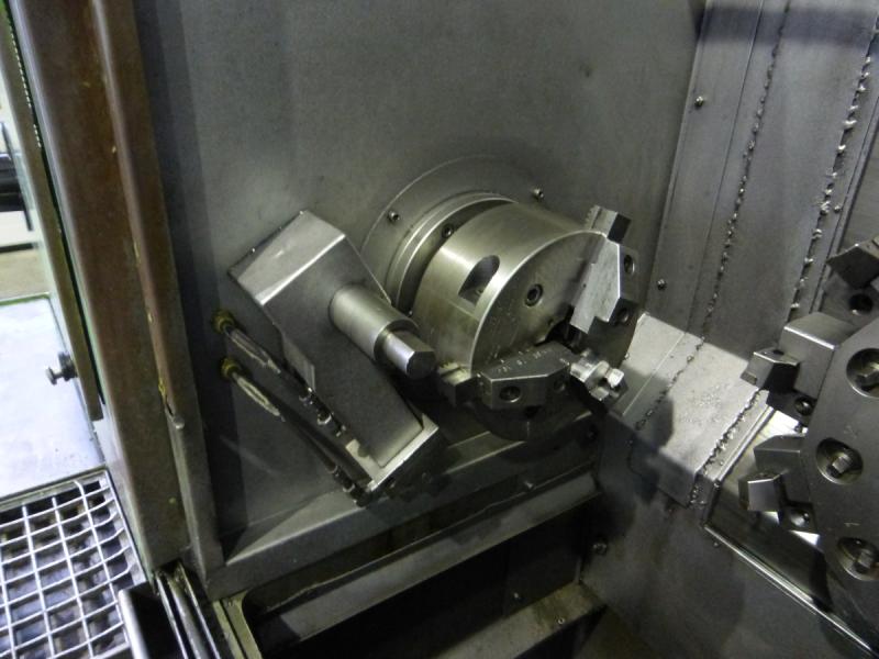 CNC Drehmaschine mit Steuerung Fanuc Mate TS, mit Kraftspannfutter BERG Ø 200 mm