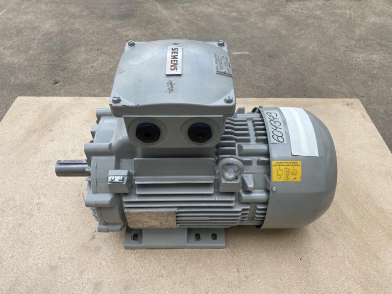 Drehstrom Elektromotor 5,5 kW Drehstrommotor