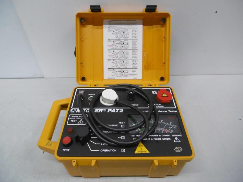 Tragbarer Gerätetester, Portable  Appliance Tester, Geräteprüfer, Isolationsprüfung