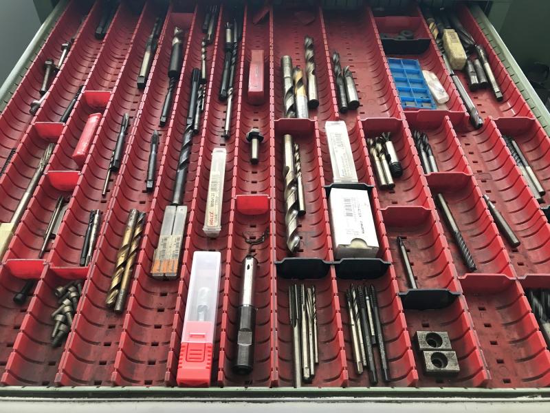 Posten Fräser (über 70 Stück), Schaftfräser, Schruppfräser, Spiralbohrer, Reibahlen