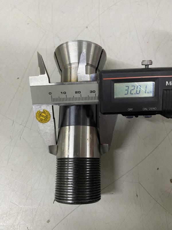 Spannzangensatz, Drehfutter-Spannhülsenaufnahme für Zugspannzangen