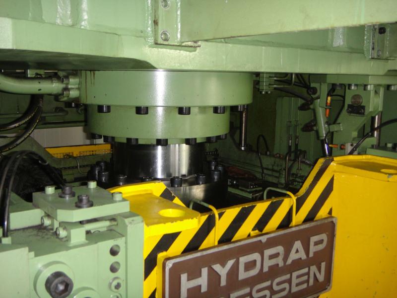 Doppelständer - Hydraulikpresse Doppelständer - Hydraulikpresse