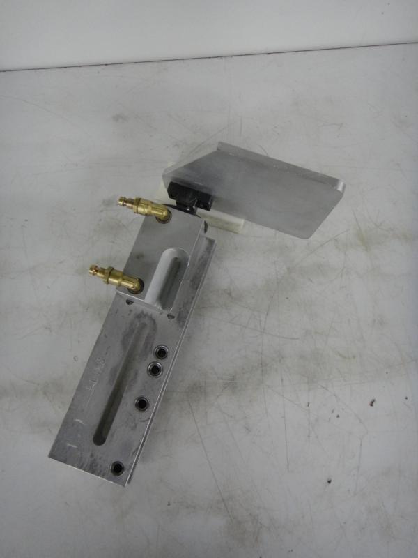 Pneumatische Schwenkspanner DE-STA-CO Schwenkzylinder, Schwenkantrieb, Druckluftspanner