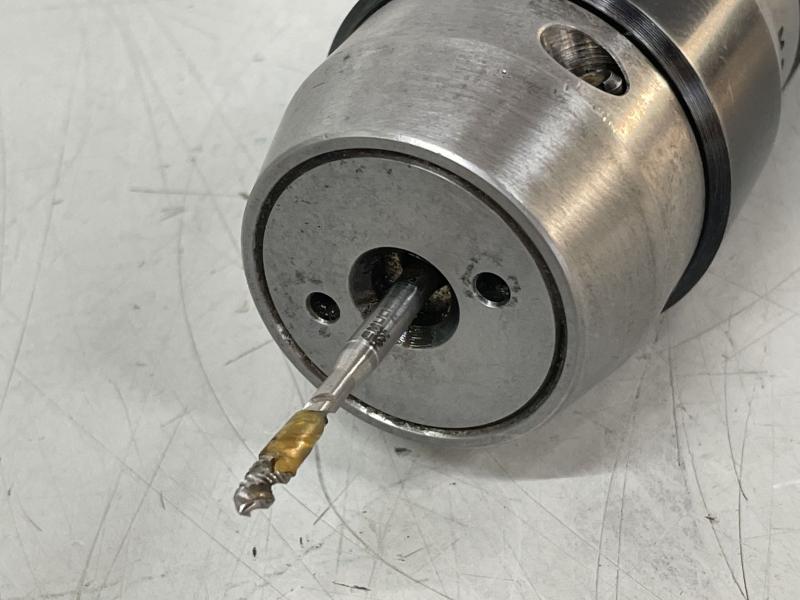 Gewindeschneidfutter M3 - M12 mit Morsekonus MK2