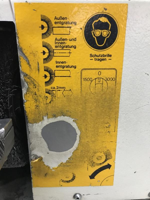 Bürstenentgratmaschine, Rohrentgratmaschine Bürstenentgratmaschine, Rohrentgratmaschine
