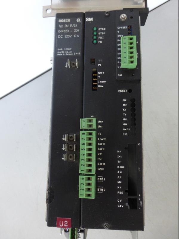 AC- Servoantrieb, Frequenzumrichter  Servoregler, Servosteller, Antriebsregler